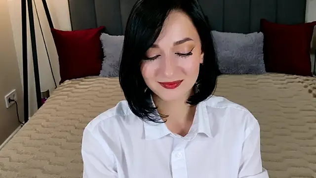 BaileeLynn online show from June 2026 12:41:02 PM