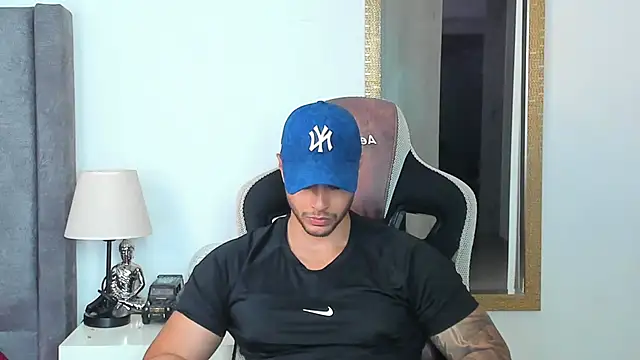 Snapshot of Ken_mailik1 chatting on June 2026 10:38:01 PM Ken mailik1 online show from June 2026 10:38:01 PM