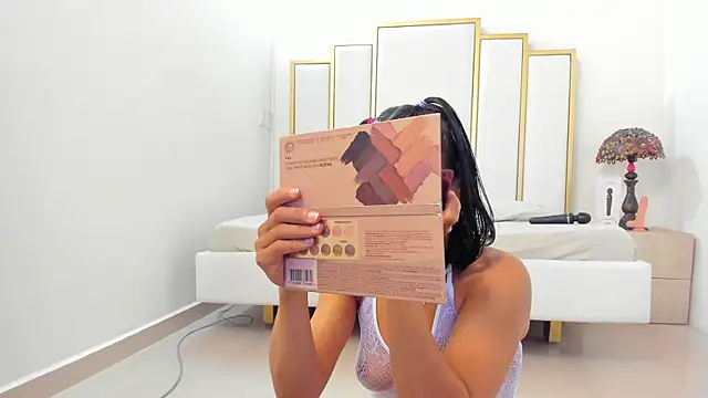 Annylittle  online show from October 2025 04:51:02 AM