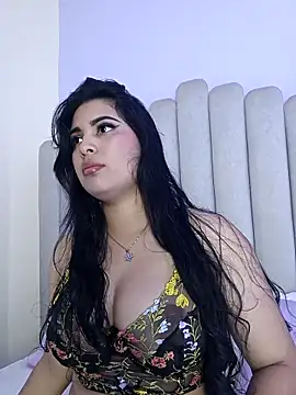 Snapshot of shainadavis chatting on October 2025 03:51:01 AM shainadavis online show from October 2025 03:51:01 AM