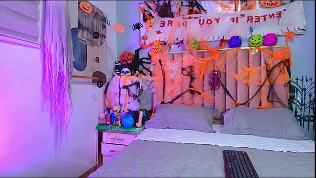 SammyRose 1 online show from October 2025 01:39:01 PM