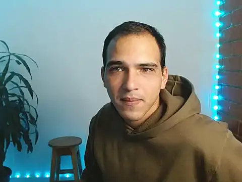 Maax3023 online show from October 2025 01:12:01 PM