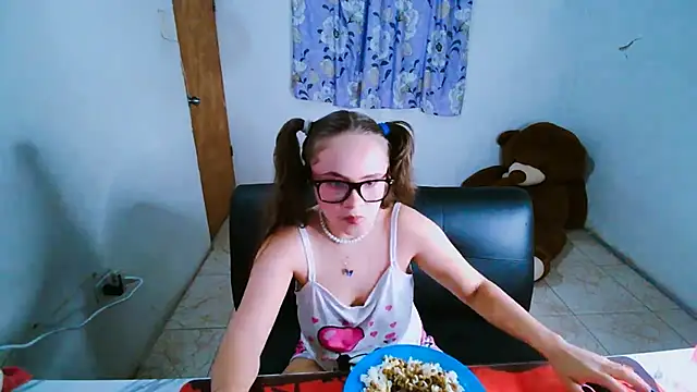 Snapshot of SweetRabbit29 chatting on July 2026 11:18:02 PM SweetRabbit29 online show from July 2026 11:18:02 PM