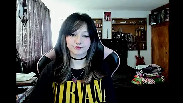 Snapshot of Maki_Zein_ chatting on February 2026 07:52:02 PM Maki Zein online show from February 2026 07:52:02 PM