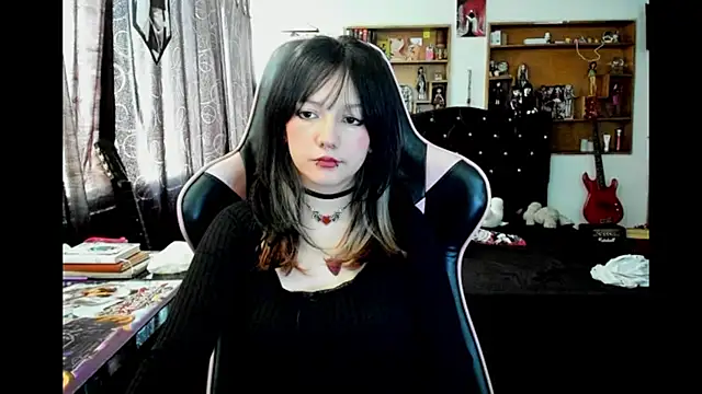 Snapshot of Maki_Zein_ chatting on February 2026 08:59:02 PM Maki Zein online show from February 2026 08:59:02 PM