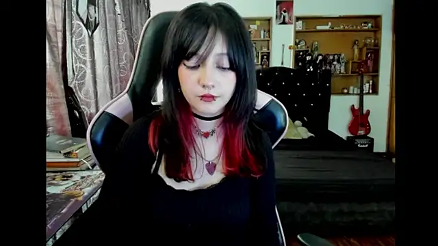 Maki Zein  online show from March 2026 06:11:02 PM