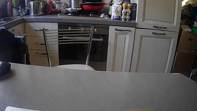 Michelle77 2024 online show from October 2025 11:56:02 AM