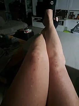 Michelle77 2024 online show from November 2025 01:50:02 AM