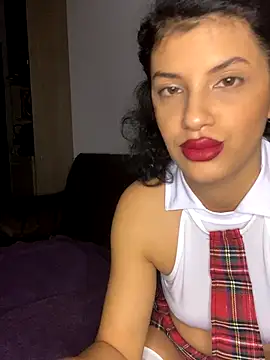 Biaaxxxsexy online show from October 2025 06:20:01 PM