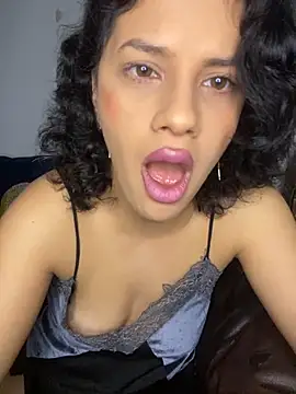 Biaaxxxsexy online show from November 2025 08:11:01 PM