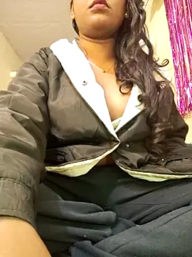 Lovely Payal online show from January 2026 12:14:02 AM