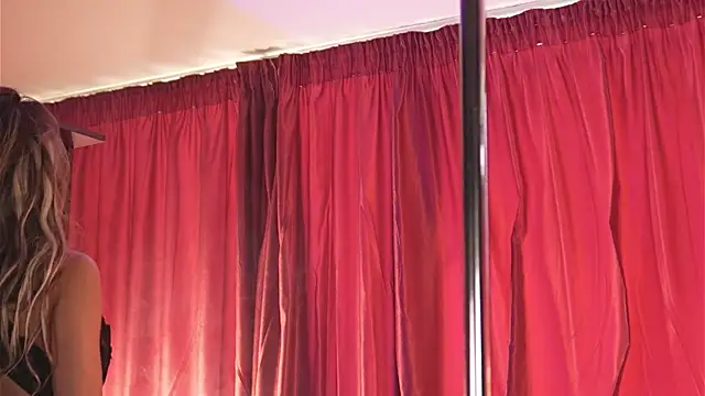 LuxenNoir online show from July 2026 02:13:01 PM