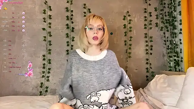 Snapshot of Kate_mikki chatting on February 2026 04:11:01 AM Kate mikki online show from February 2026 04:11:01 AM