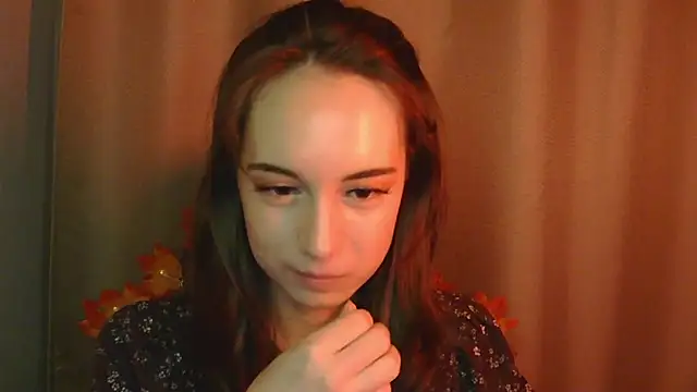 Snapshot of VeraLush chatting on November 2025 01:44:01 PM VeraLush online show from November 2025 01:44:01 PM