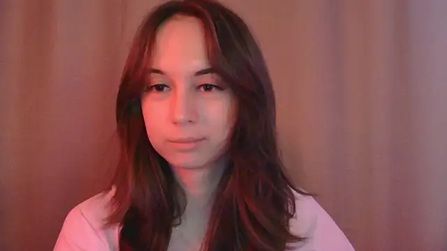 Snapshot of VeraLush chatting on January 2026 01:05:02 PM VeraLush online show from January 2026 01:05:02 PM