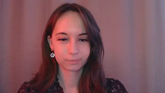 Snapshot of VeraLush chatting on January 2026 12:44:02 PM VeraLush online show from January 2026 12:44:02 PM