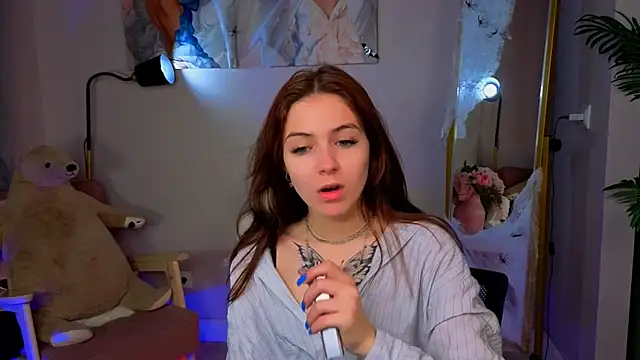 enchanted bella online show from October 2025 01:28:01 PM