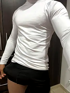 LianScott  online show from October 2025 07:16:02 PM