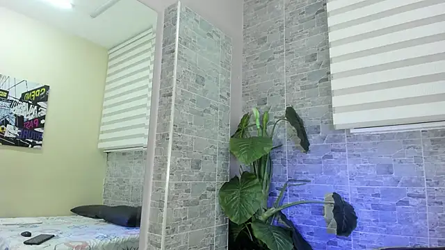 AmberBlazze online show from October 2025 11:43:02 AM