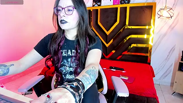 Evangelinejoness  online show from October 2025 11:44:01 AM