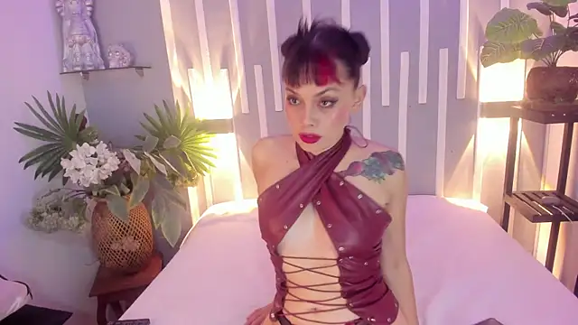 Red  Intense   online show from October 2025 02:17:02 AM