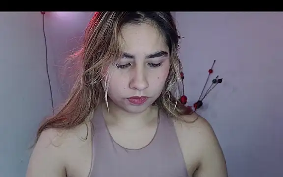 Snapshot of sofiazaf5 chatting on October 2025 02:30:01 PM sofiazaf5 online show from October 2025 02:30:01 PM