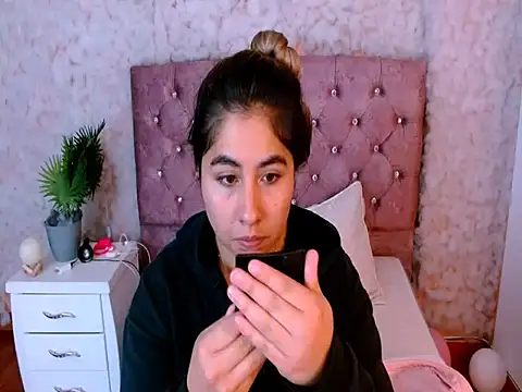 sofiazaf5 online show from February 2026 12:37:02 PM