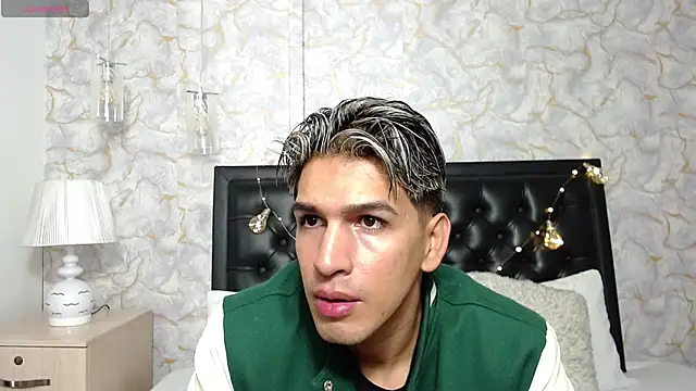 MathiasTaylorr online show from October 2025 03:36:02 AM