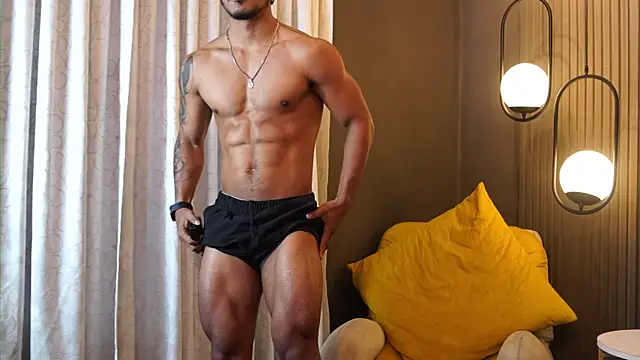 Snapshot of Reik_Vonn chatting on May 2026 12:10:01 PM Reik Vonn online show from May 2026 12:10:01 PM