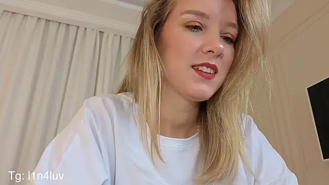 AIicaparkerc online show from November 2025 09:36:02 PM