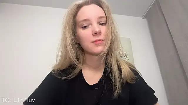 AIicaparkerc online show from February 2026 04:19:01 AM