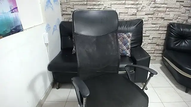 rom weasley online show from October 2025 11:02:01 AM