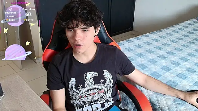 Im Camii online show from November 2025 06:19:02 PM