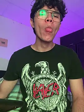 Im Camii online show from December 2025 10:18:02 PM