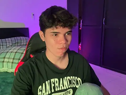 Im Camii online show from April 2026 04:34:02 PM