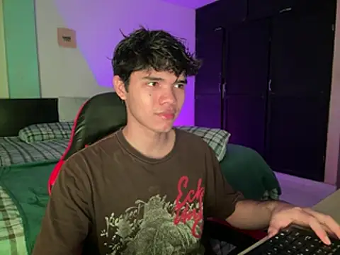 Im Camii online show from May 2026 06:27:01 PM