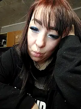 Snapshot of Sandy_Mildred chatting on October 2025 08:58:01 PM Sandy Mildred online show from October 2025 08:58:01 PM