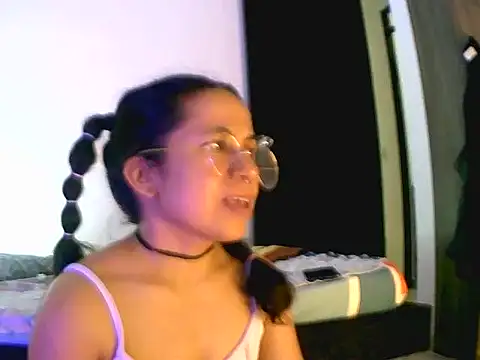 chiarafus0 online show from November 2025 06:29:01 PM