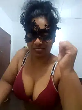 Expose Queen online show from July 2026 06:43:02 PM