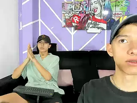 Snapshot of heyy_noah11 chatting on May 2026 01:27:01 PM heyy noah11 online show from May 2026 01:27:01 PM