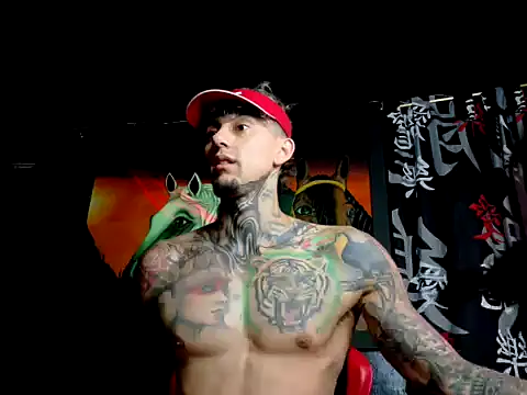 Snapshot of Molotov_Explosive chatting on October 2025 02:51:01 PM Molotov Explosive online show from October 2025 02:51:01 PM