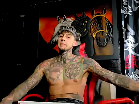 Snapshot of Molotov_Explosive chatting on October 2025 08:31:02 PM Molotov Explosive online show from October 2025 08:31:02 PM