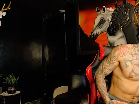 Snapshot of Molotov_Explosive chatting on November 2025 08:09:01 PM Molotov Explosive online show from November 2025 08:09:01 PM