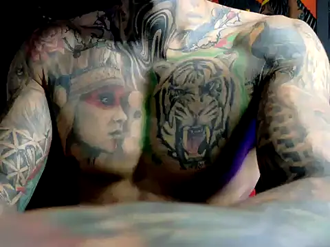 Snapshot of Molotov_Explosive chatting on January 2026 07:06:02 PM Molotov Explosive online show from January 2026 07:06:02 PM