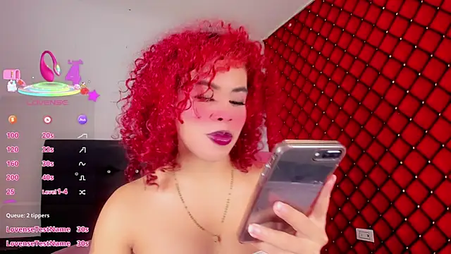 Onassis Gill online show from October 2025 12:18:02 PM