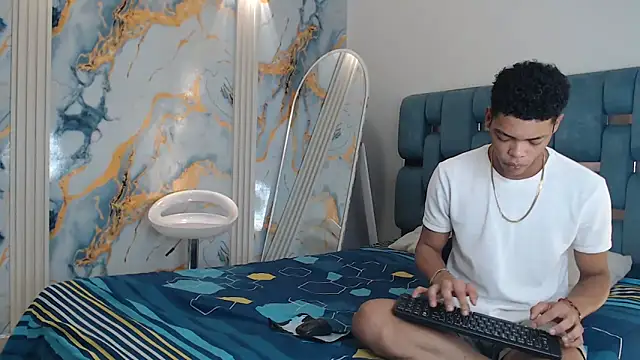 EMPIRE BOYS1 online show from May 2026 07:20:02 PM