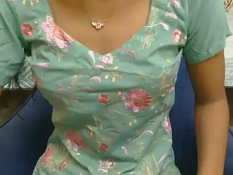 Snapshot of hii_tanisha chatting on October 2025 05:19:01 AM hii tanisha online show from October 2025 05:19:01 AM