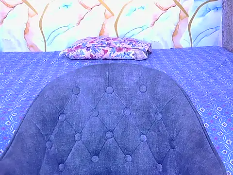 hii tanisha online show from April 2026 03:42:02 PM