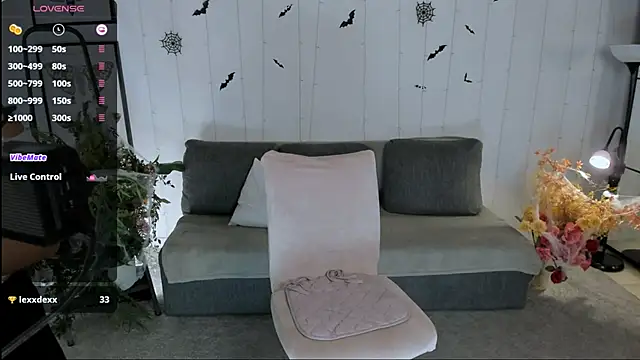 Erika Kim online show from October 2025 05:48:02 AM