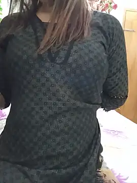 Tanha18 online show from May 2026 05:42:01 PM